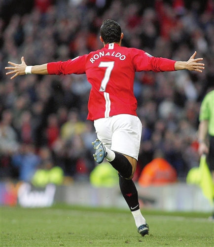 踢球者：药厂放弃引进佳夫签约阿克利乌什超预算